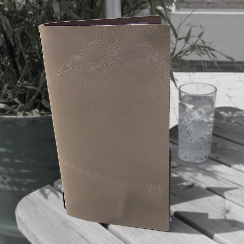 Taupe Pull Up Lederen Menukaart - Craft On Table